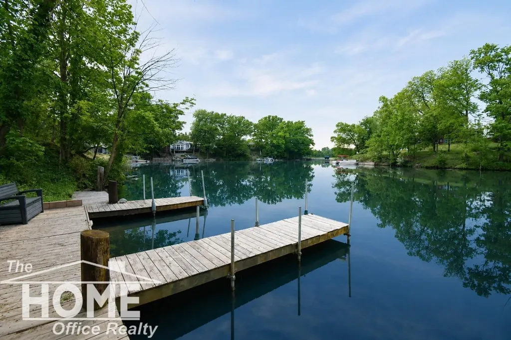 1910 Lake Court Bennington Township MI 48867