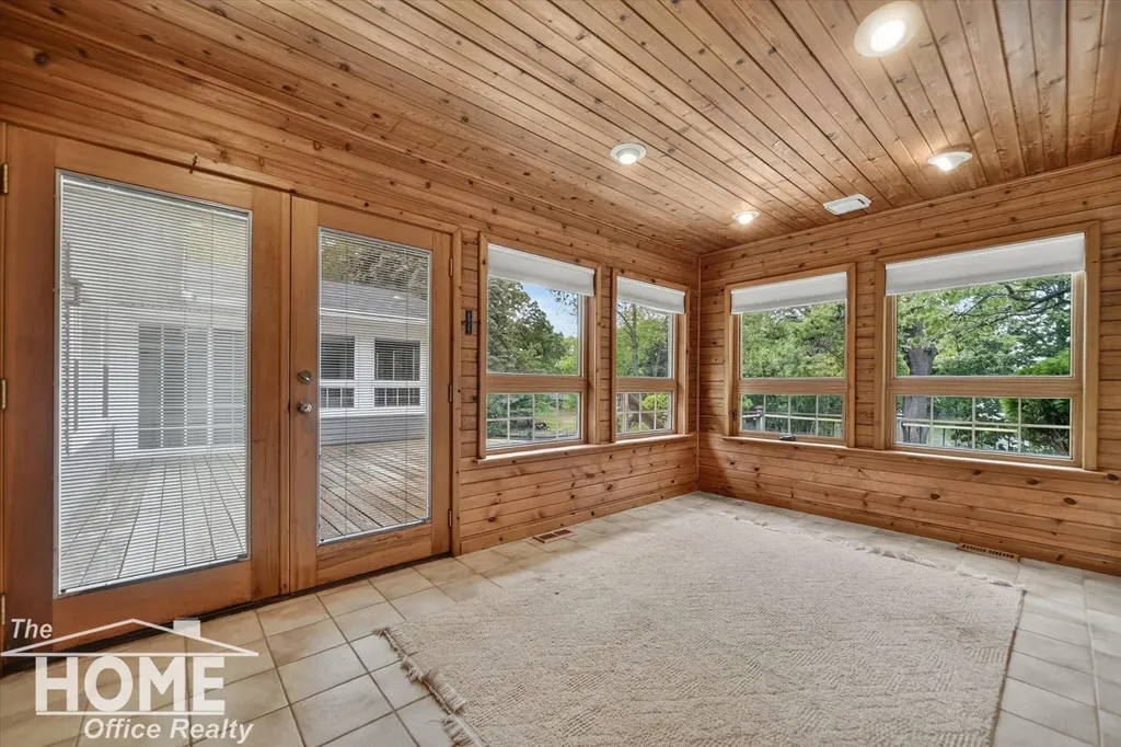 1910 Lake Court Bennington Township MI 48867