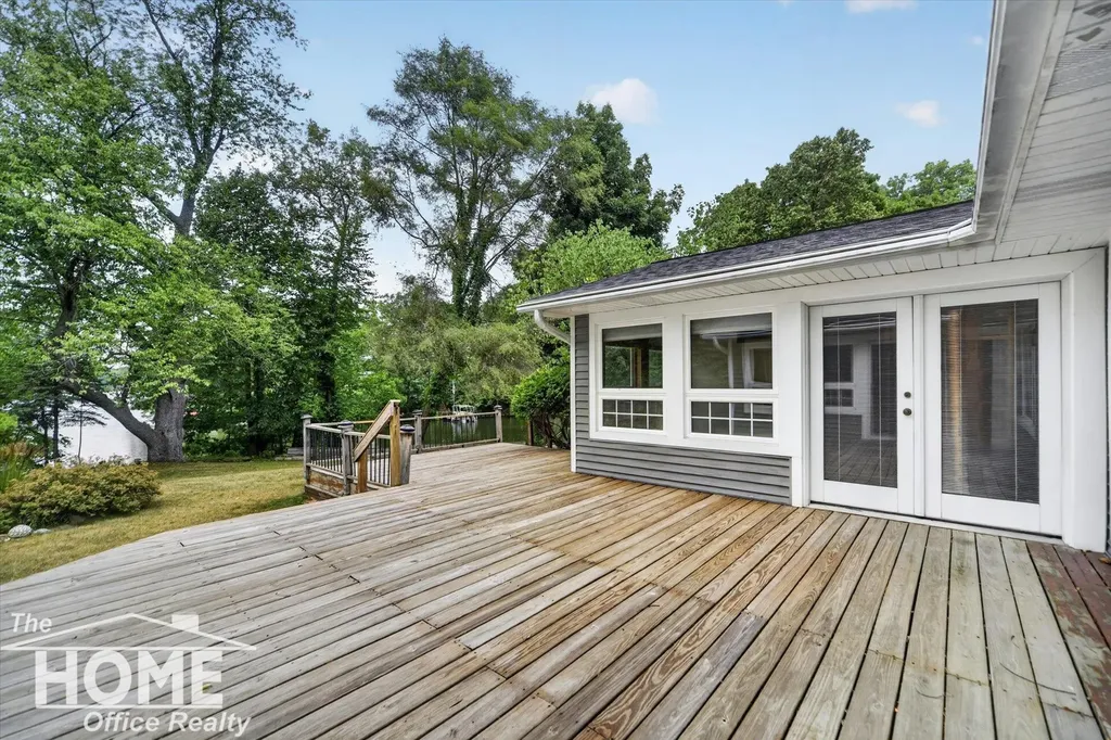 1910 Lake Court Bennington Township MI 48867