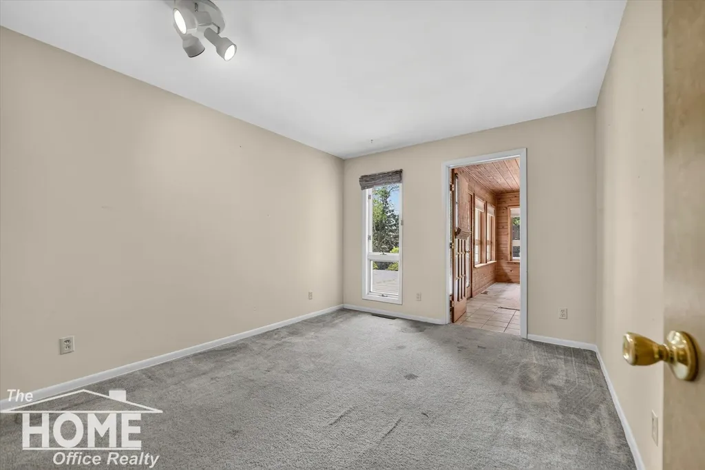 1910 Lake Court Bennington Township MI 48867