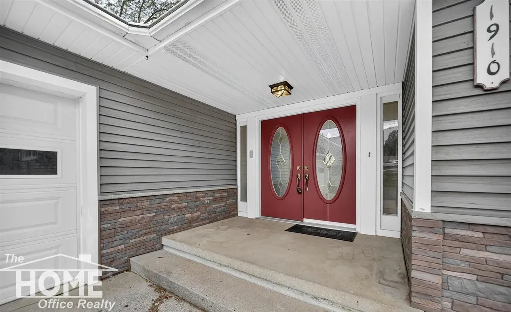 1910 Lake Court Bennington Township MI 48867