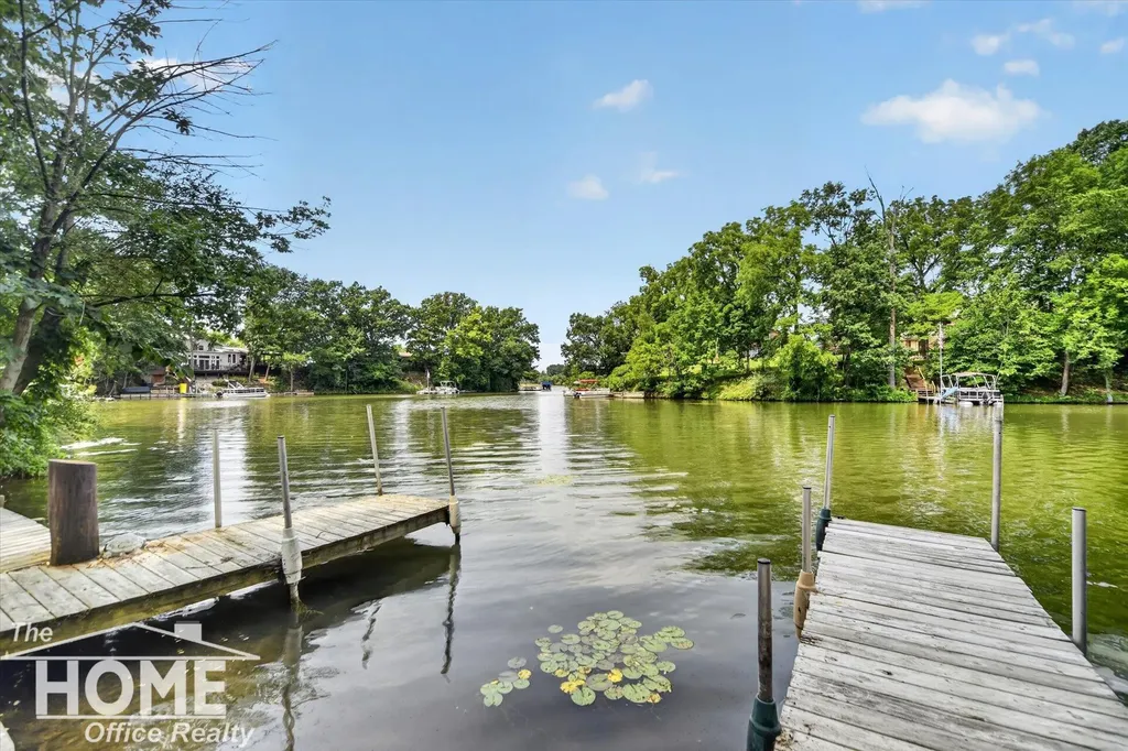 1910 Lake Court Bennington Township MI 48867