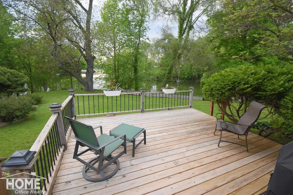 1910 Lake Court Bennington Township MI 48867