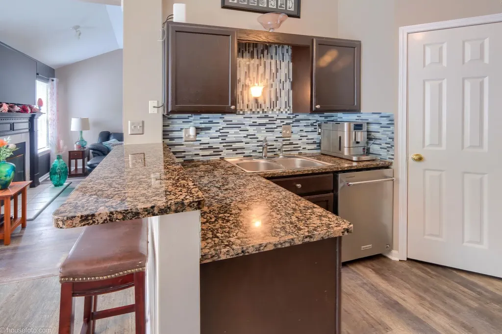 4211 Maplewood Meadows Avenue Grand Blanc City MI 48439