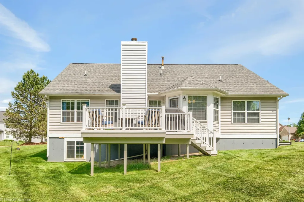 4211 Maplewood Meadows Avenue Grand Blanc City MI 48439