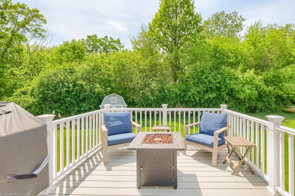 4211 Maplewood Meadows Avenue Grand Blanc City MI 48439