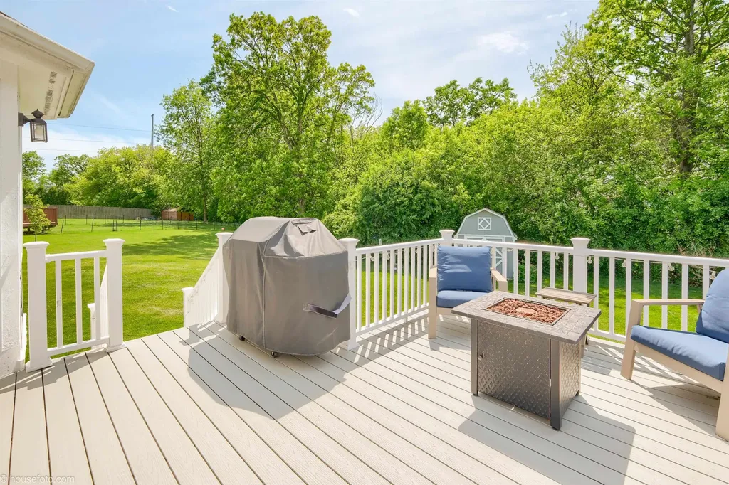 4211 Maplewood Meadows Avenue Grand Blanc City MI 48439