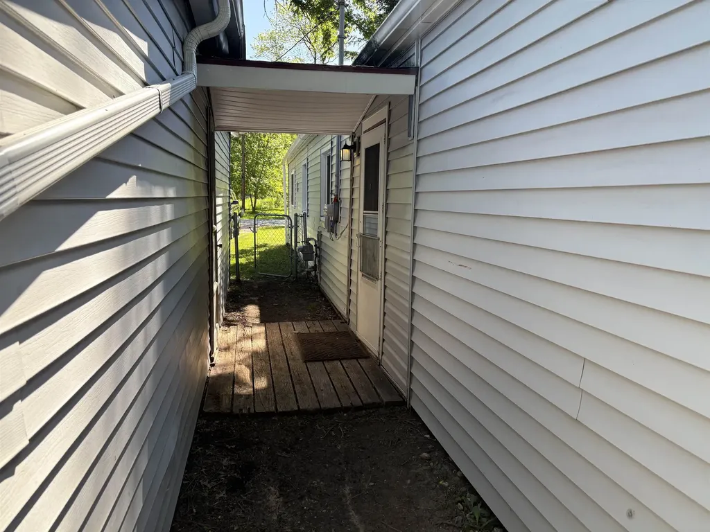 8764 Washington Street Taymouth Township MI 48415