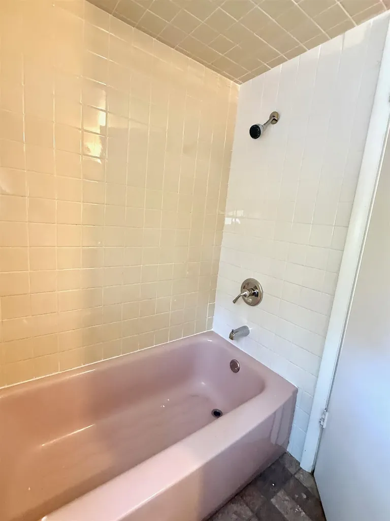 3307 Pencombe Place Flint City MI 48503