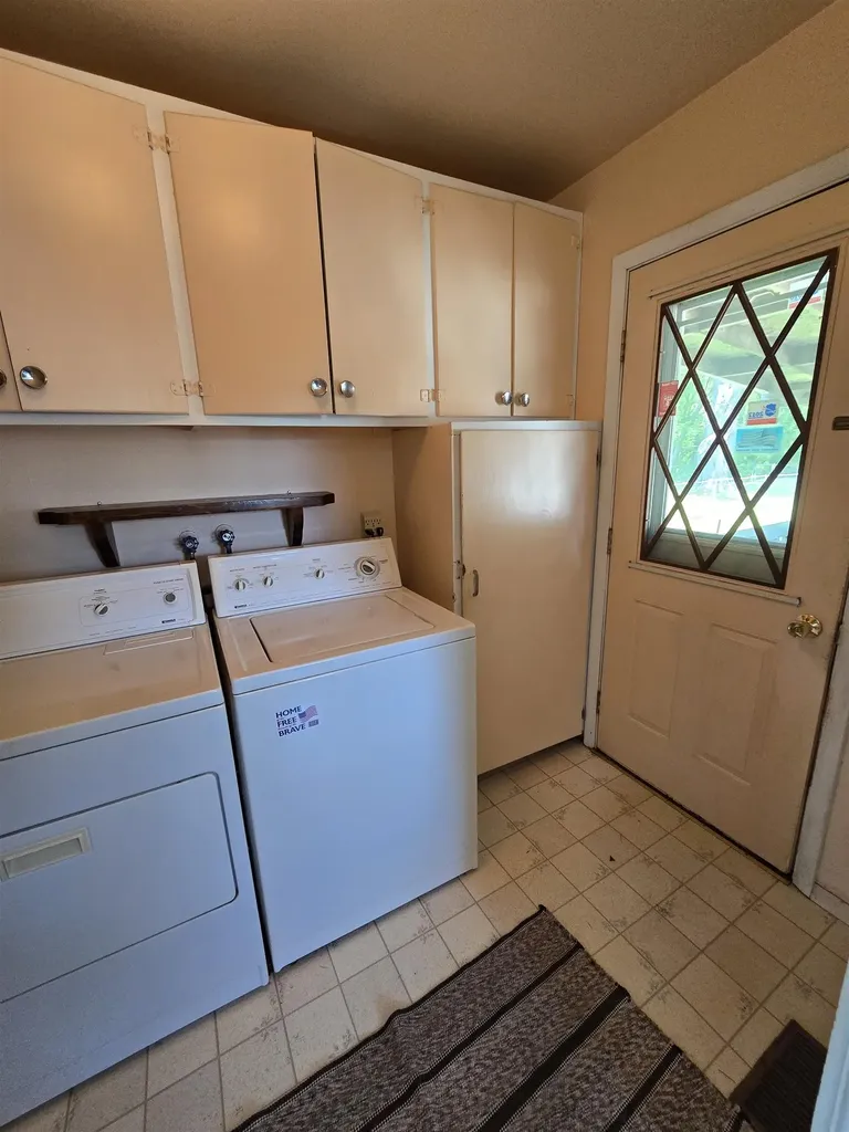 2411 Cheryl Ann Drive Burton City MI 48519