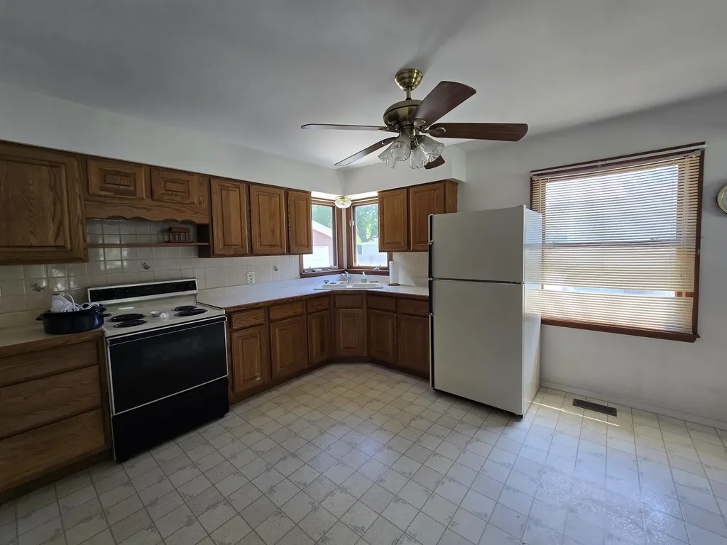 2411 Cheryl Ann Drive Burton City MI 48519