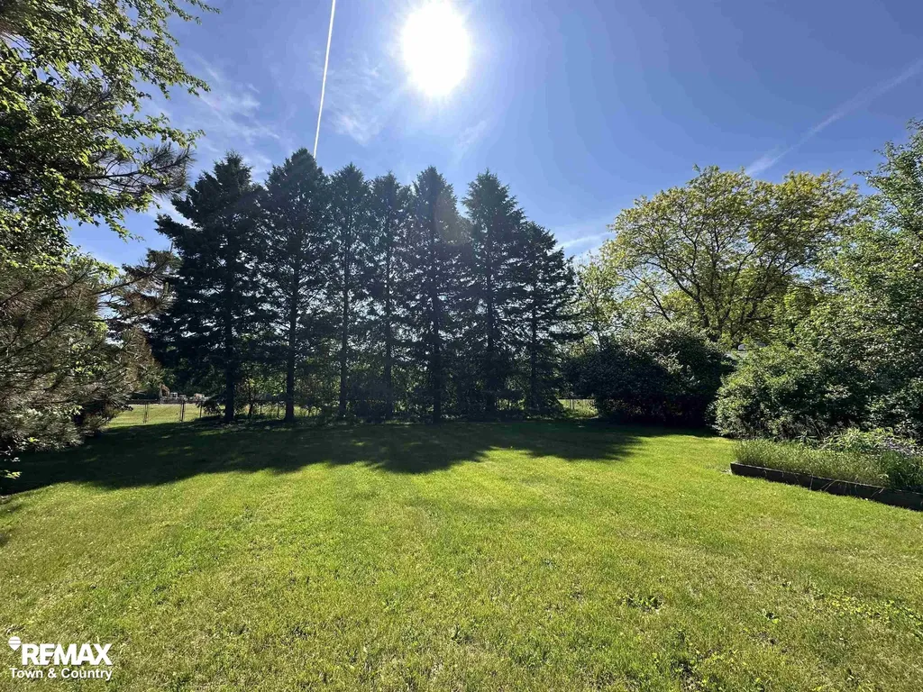 520 Sunnyside Drive Flushing City MI 48433