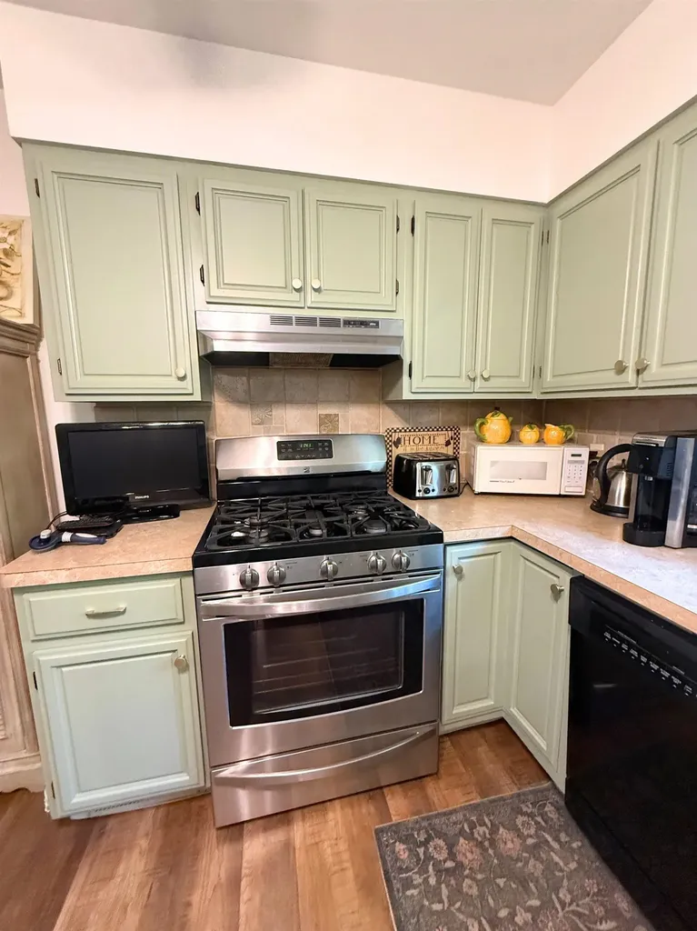 2083 Carrier Drive Genesee Charter Township MI 48458