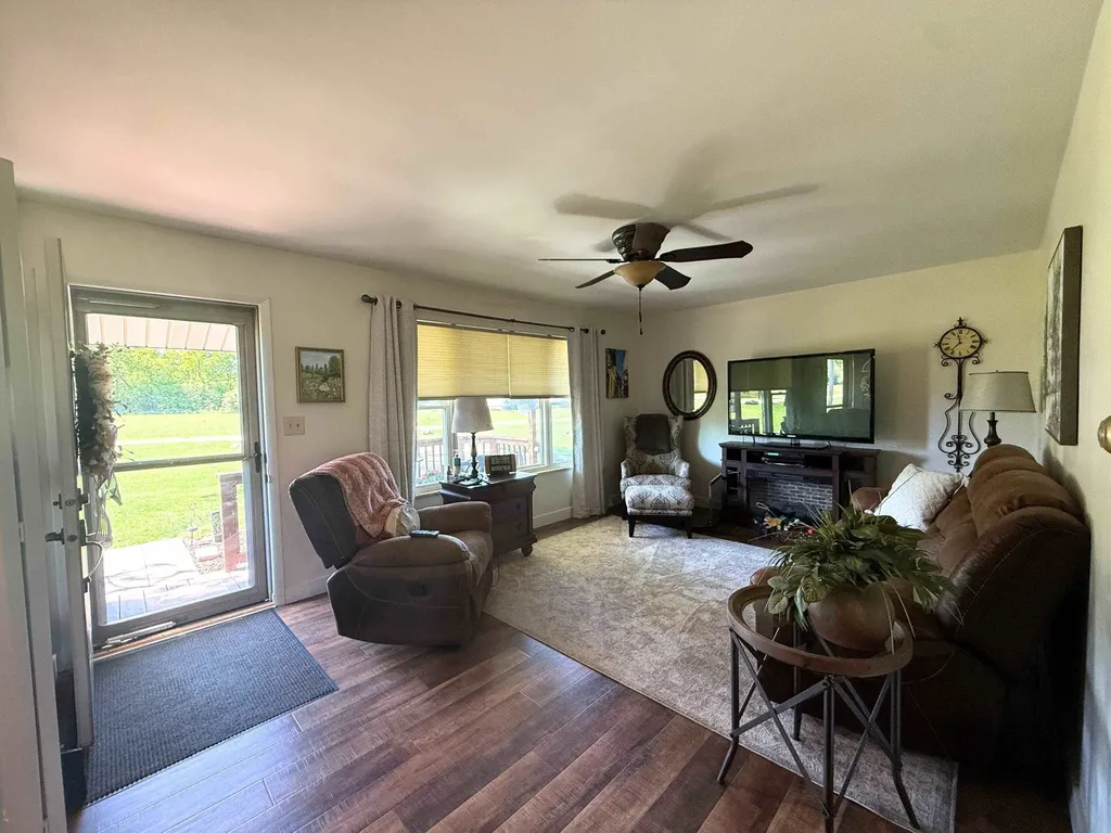 2083 Carrier Drive Genesee Charter Township MI 48458