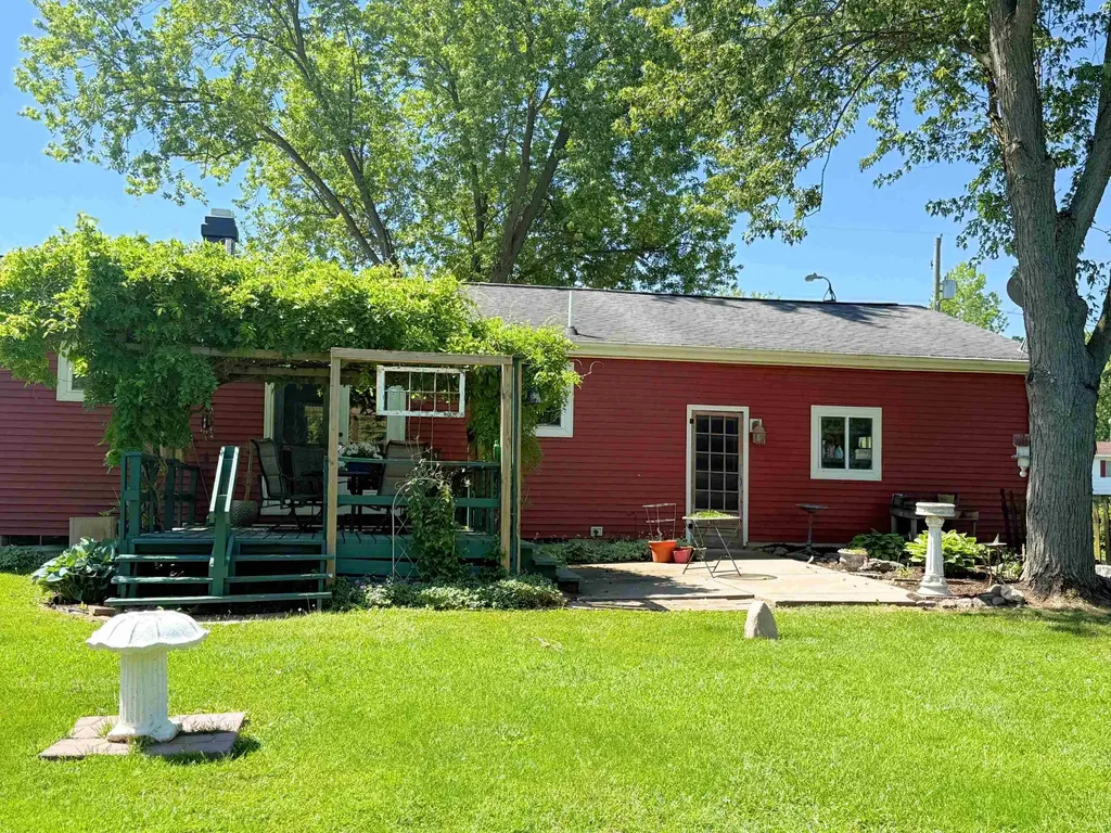 2083 Carrier Drive Genesee Charter Township MI 48458
