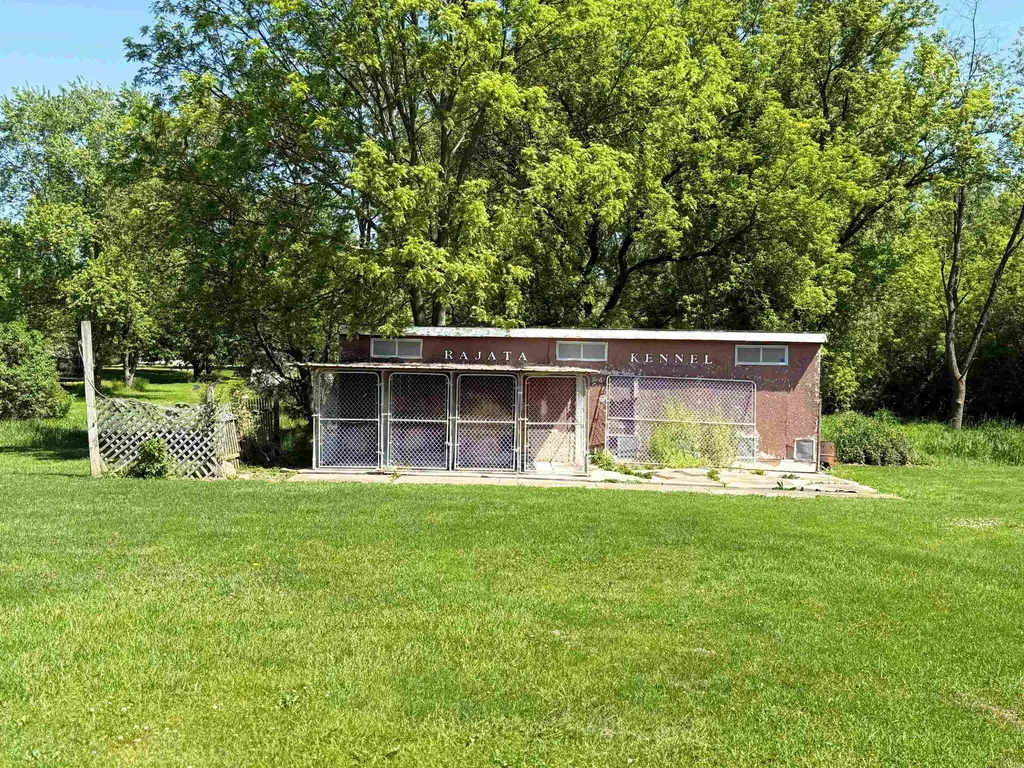 2083 Carrier Drive Genesee Charter Township MI 48458