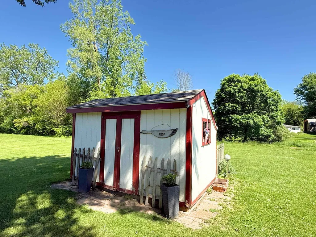 2083 Carrier Drive Genesee Charter Township MI 48458