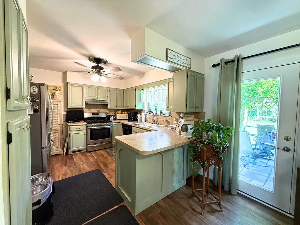 2083 Carrier Drive Genesee Charter Township MI 48458