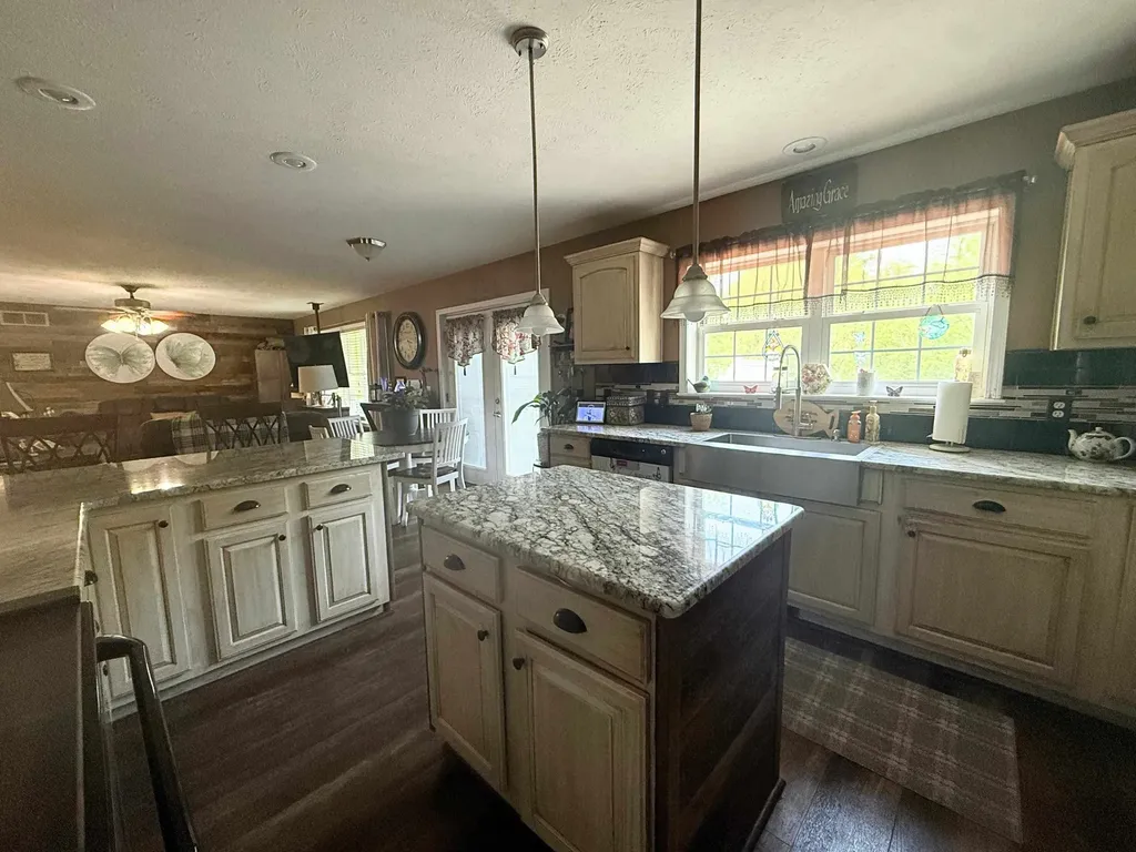 2091 Carrier Drive Genesee Charter Township MI 48458