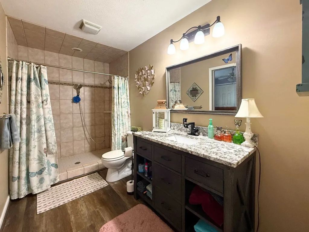 2091 Carrier Drive Genesee Charter Township MI 48458