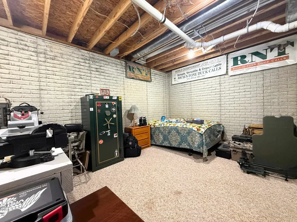 2091 Carrier Drive Genesee Charter Township MI 48458