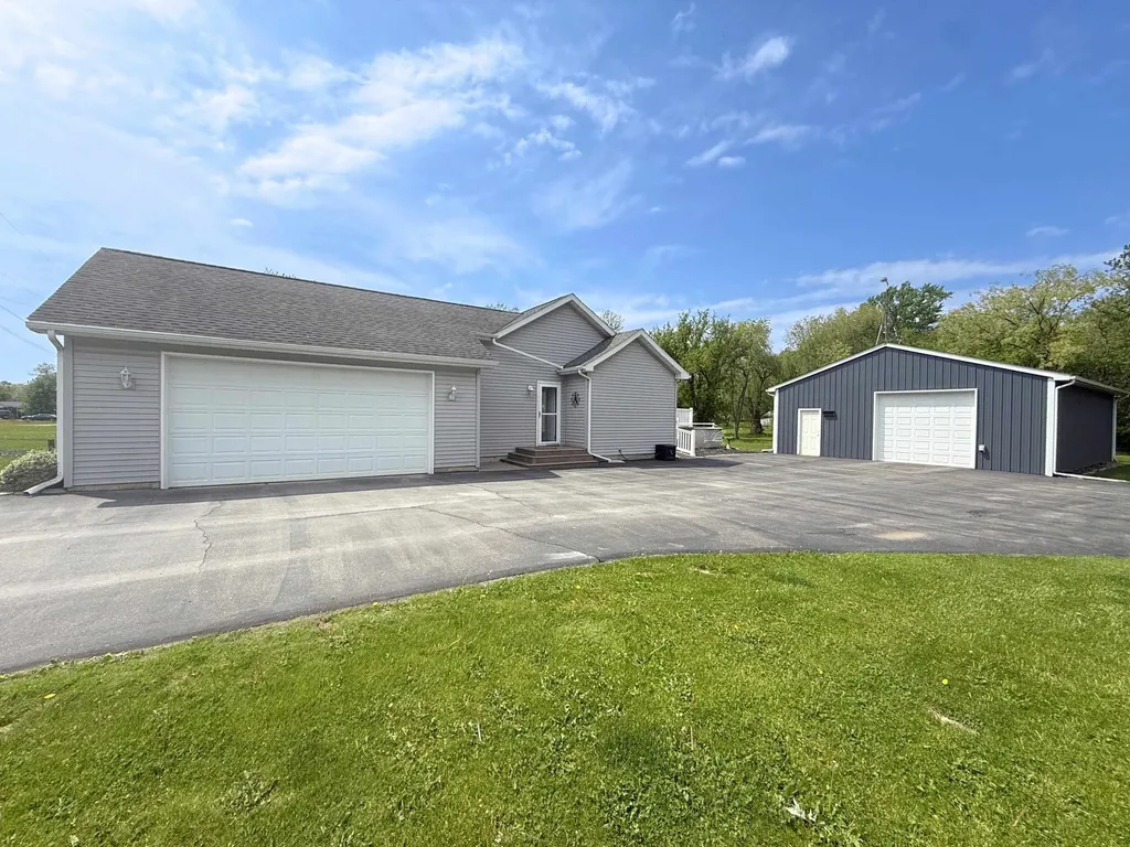 2091 Carrier Drive Genesee Charter Township MI 48458
