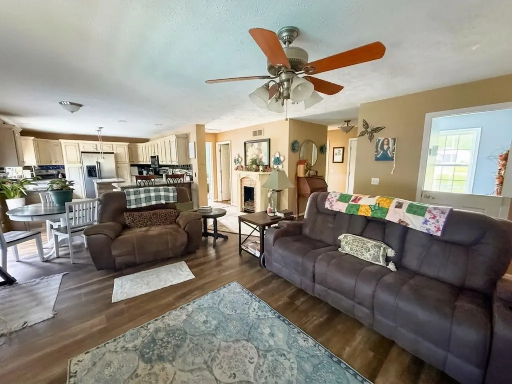 2091 Carrier Drive Genesee Charter Township MI 48458