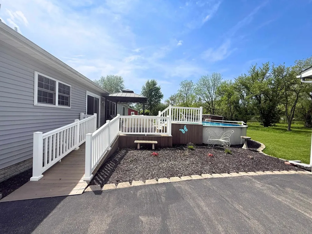 2091 Carrier Drive Genesee Charter Township MI 48458