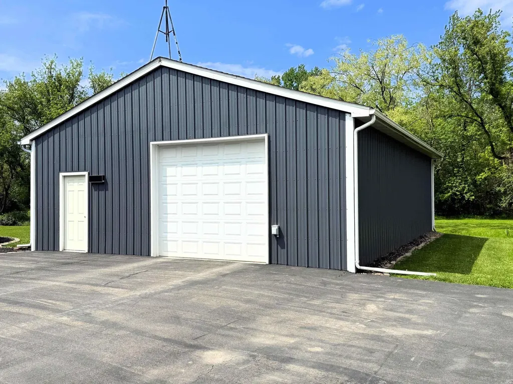 2091 Carrier Drive Genesee Charter Township MI 48458