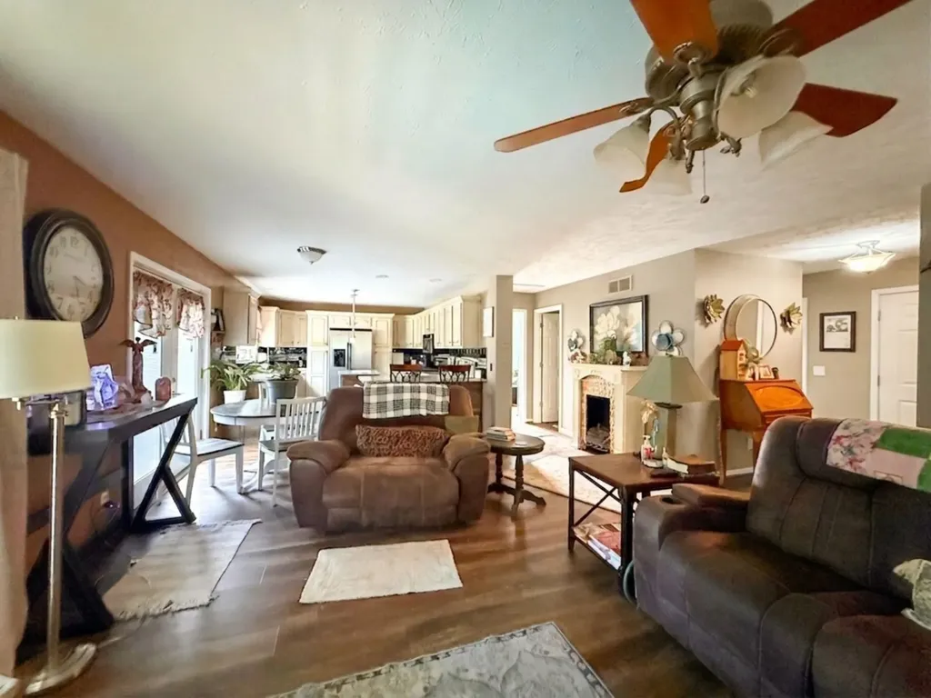 2091 Carrier Drive Genesee Charter Township MI 48458