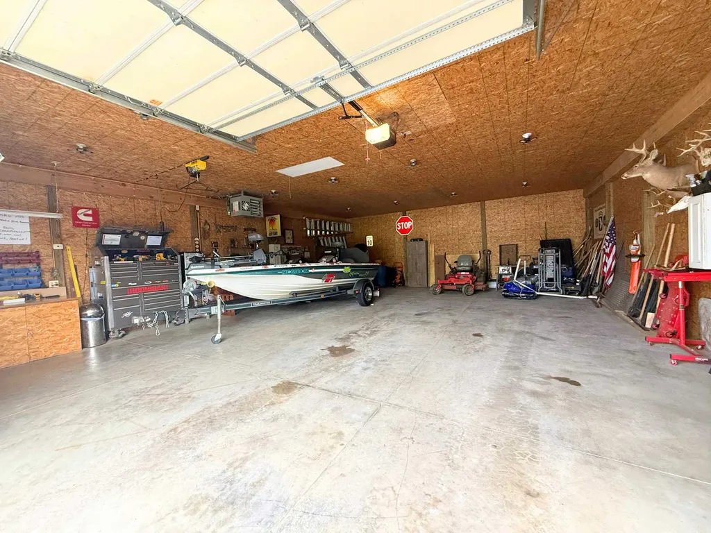 2091 Carrier Drive Genesee Charter Township MI 48458
