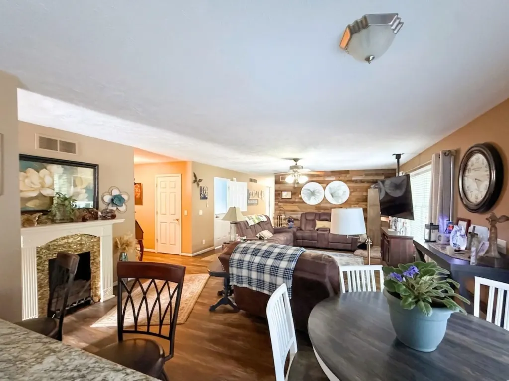 2091 Carrier Drive Genesee Charter Township MI 48458