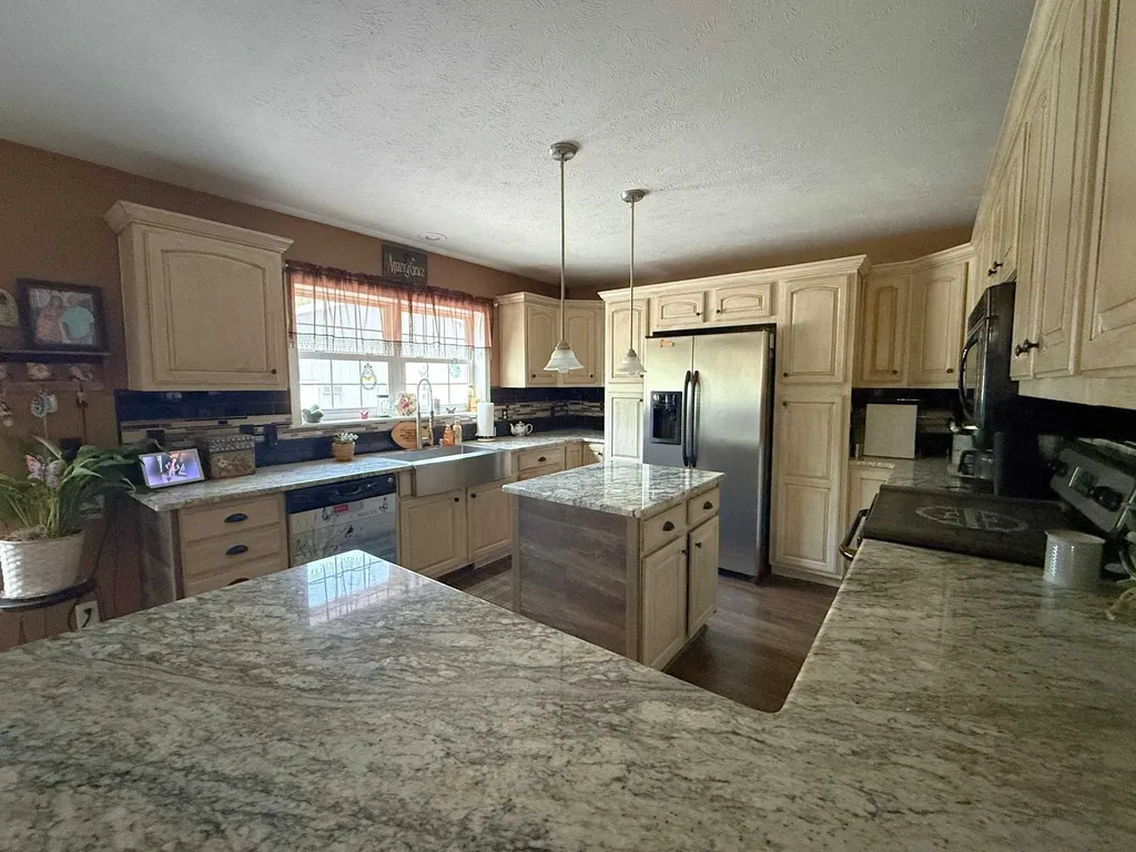 2091 Carrier Drive Genesee Charter Township MI 48458