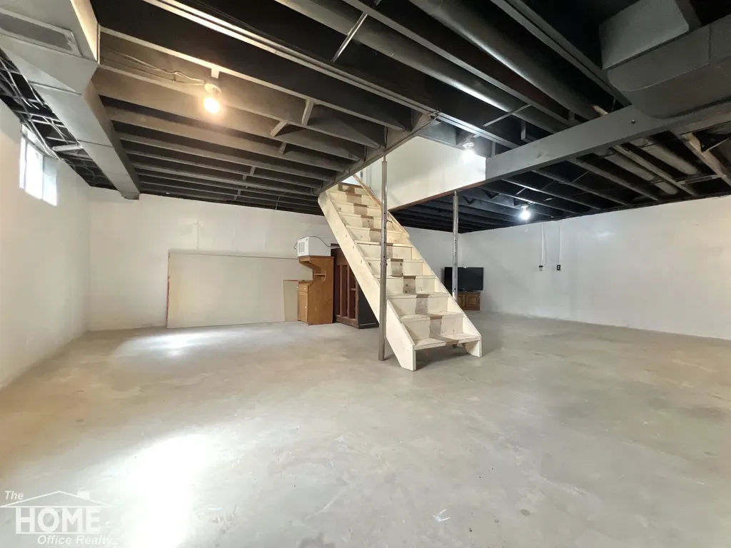1029 Center Street Owosso City MI 48867