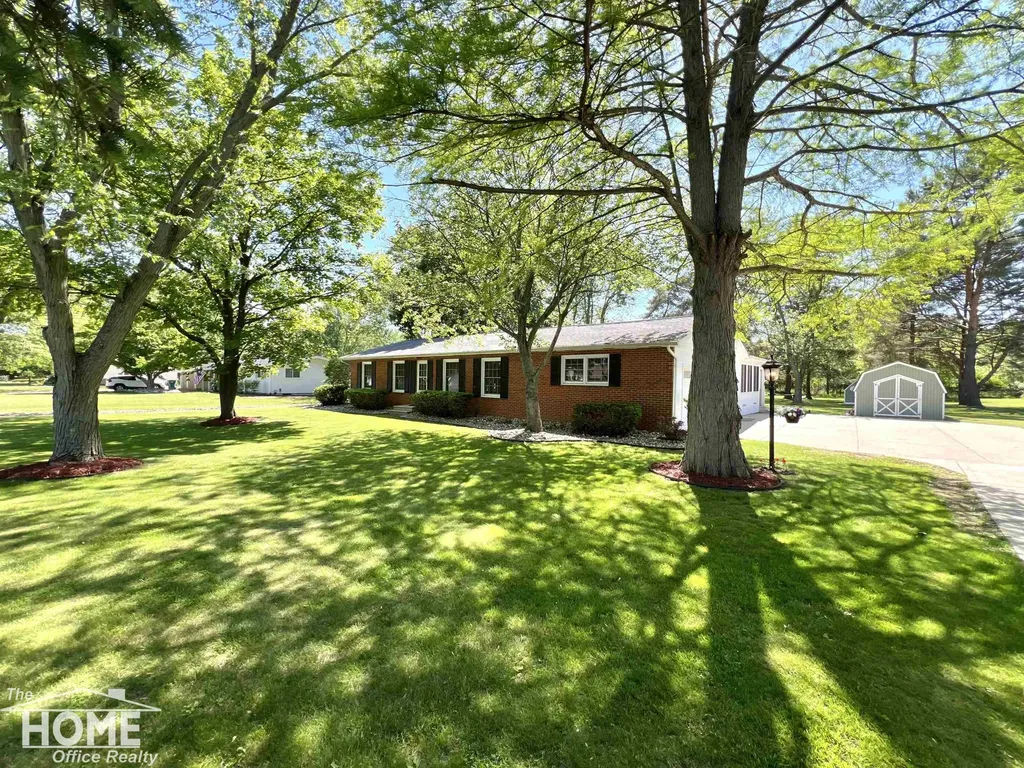 1029 Center Street Owosso City MI 48867