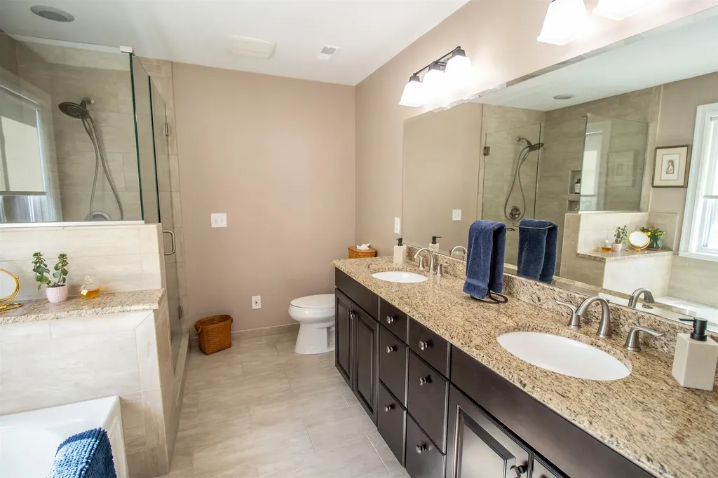 13043 Stony Brook Pass Fenton Charter Township MI 48451