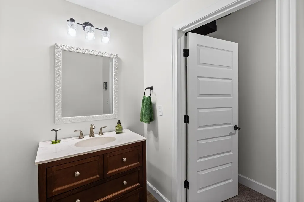 184 Queens Creek Drive Frankenmuth City MI 48734