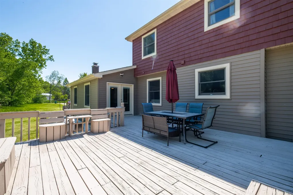3392 Breezewood Court Brandon Charter Township MI 48462