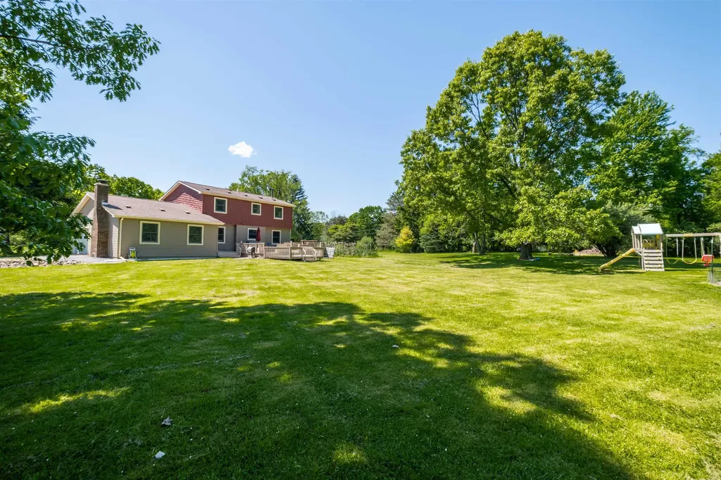 3392 Breezewood Court Brandon Charter Township MI 48462