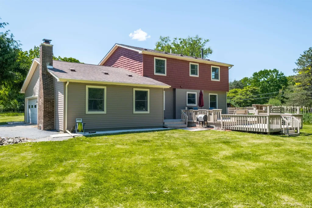 3392 Breezewood Court Brandon Charter Township MI 48462