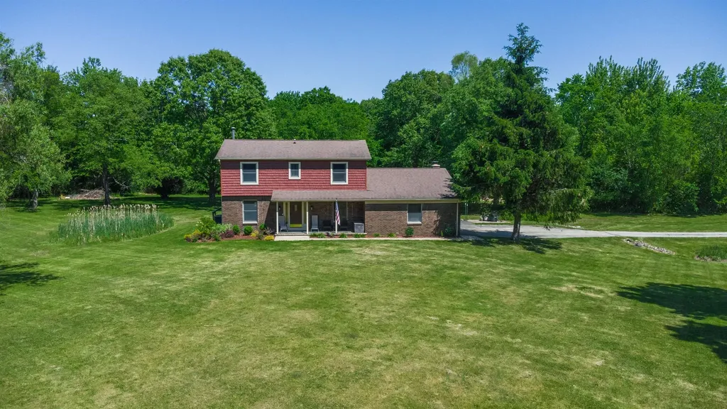 3392 Breezewood Court Brandon Charter Township MI 48462