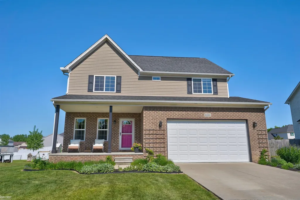 8101 Peninsula Circle Mundy Township MI 48439
