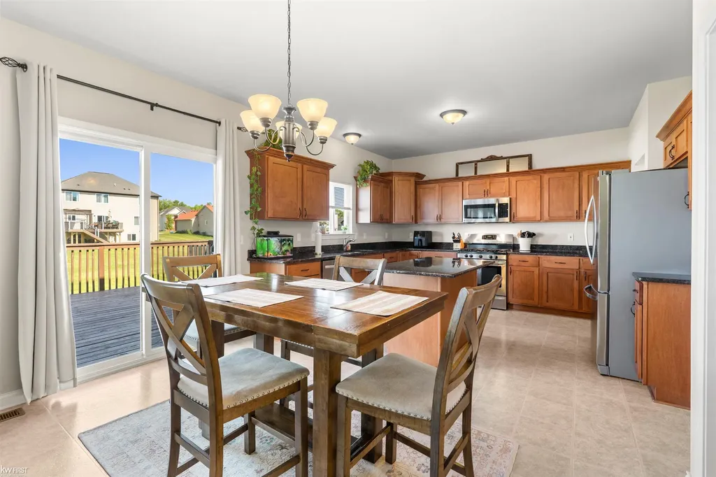 8101 Peninsula Circle Mundy Township MI 48439