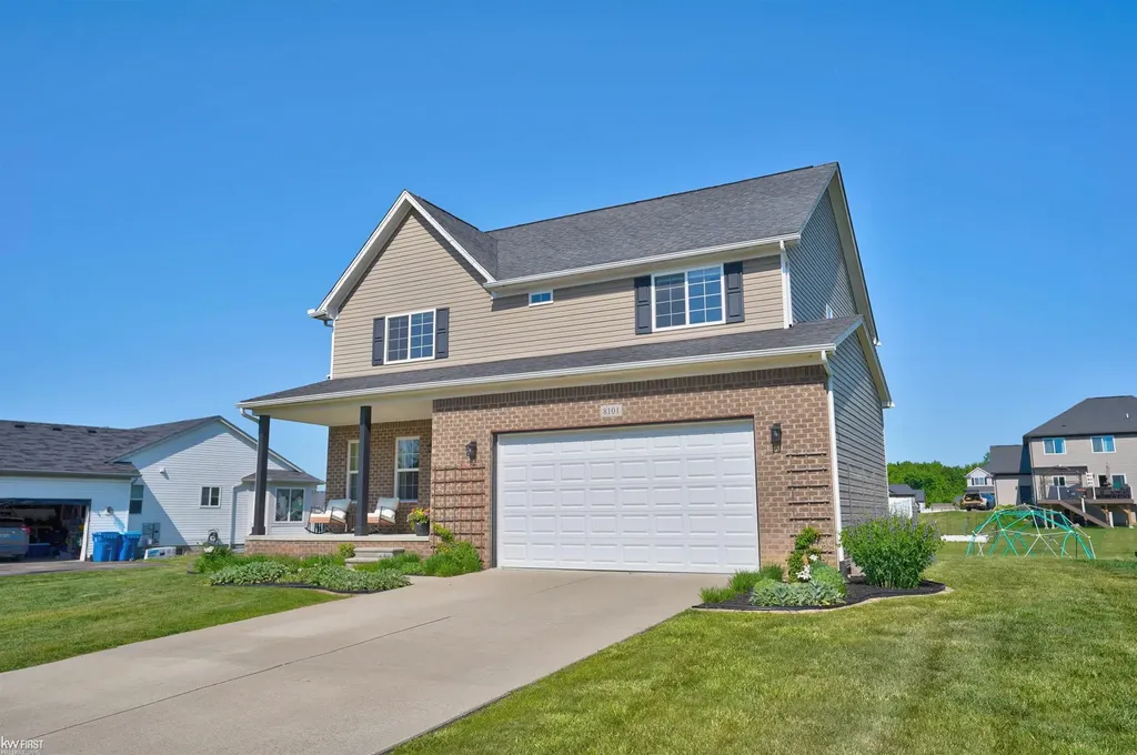 8101 Peninsula Circle Mundy Township MI 48439