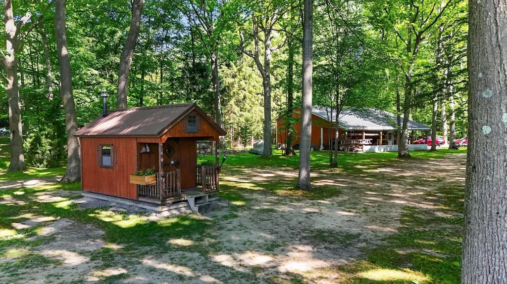 12385 Baumgartner Road Swan Creek Township MI 48655