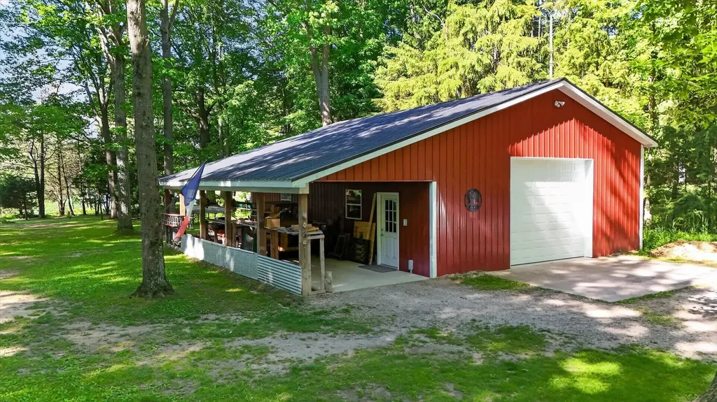 12385 Baumgartner Road Swan Creek Township MI 48655