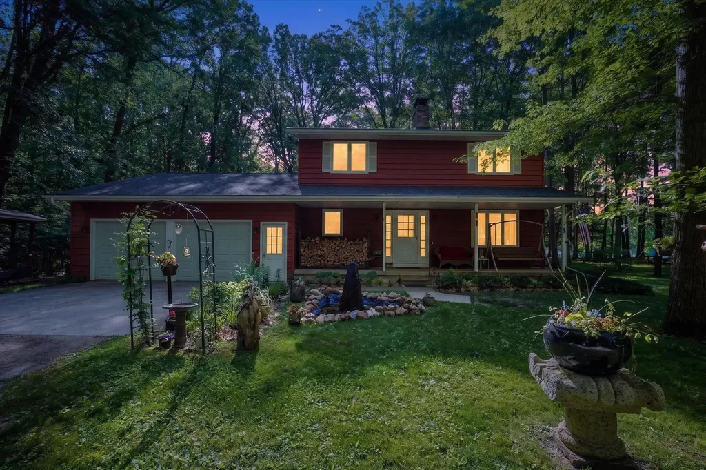 12385 Baumgartner Road Swan Creek Township MI 48655