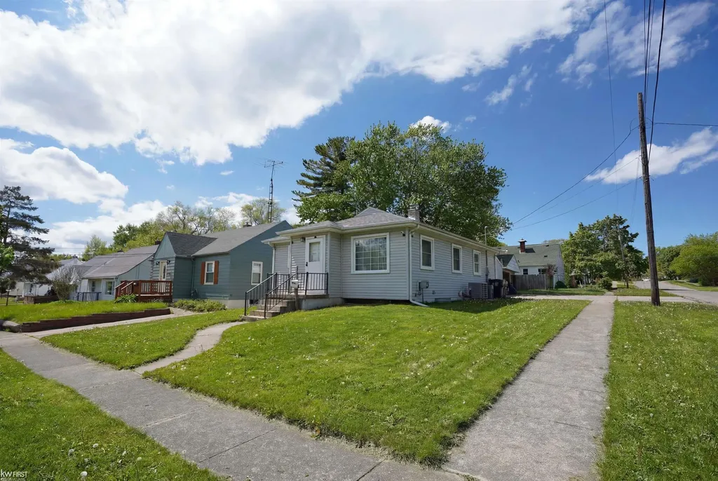 3102 Yale Street Flint City MI 48503