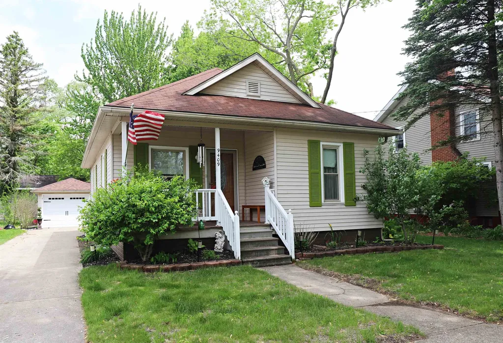9409 Butternut Street New Lothrop Village MI 48460