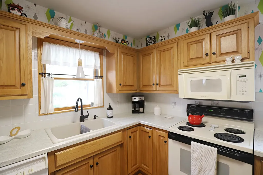 9409 Butternut Street New Lothrop Village MI 48460